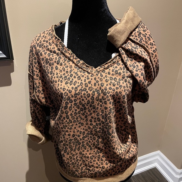 French Terry Reversible Oversized Long Sleeve Top - Picture 10 of 12